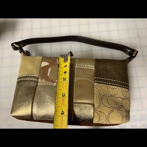 Authentic Coach mini handbag - Picture 4 of 4